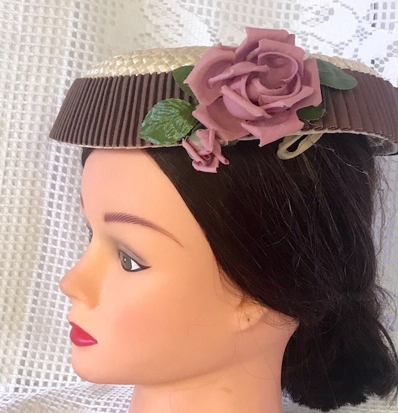 VTG mid-century  plate hat. cream and rippled cho… - image 1