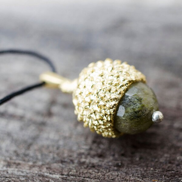 Acorn Pendant One Of A Kind Christmas Gift Green Quartz Fall Necklace Botanical Jewelry Acorn Necklace Rutilated Quartz Woodland Necklace