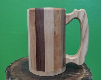 Chopes à bière en bois