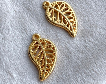 DQ Metal Leaf Charms - 2 PCS - Boho Style Pendants - Nickel Free