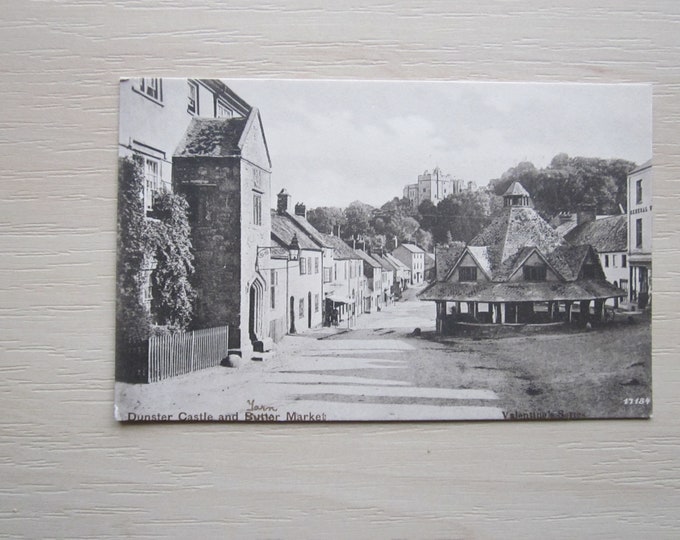 Postcard. Dunster Castle And Yarn Market, Unused. Ideal Christmas Gift Fathers Day, Mother's Day, Birthday Present For Loved One