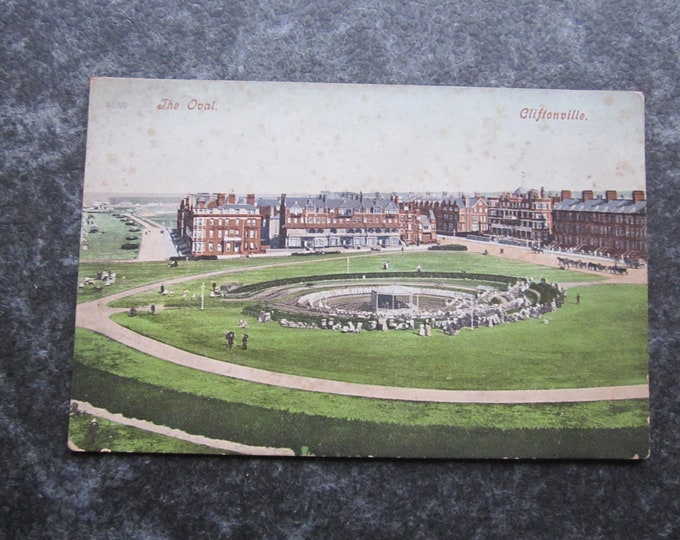 Postcard. The Oval, Cliftonville, Kent, UK. Original, Unused. Ideal Christmas Gift, Birthday Present, Mother's Day Gift For Loved One.