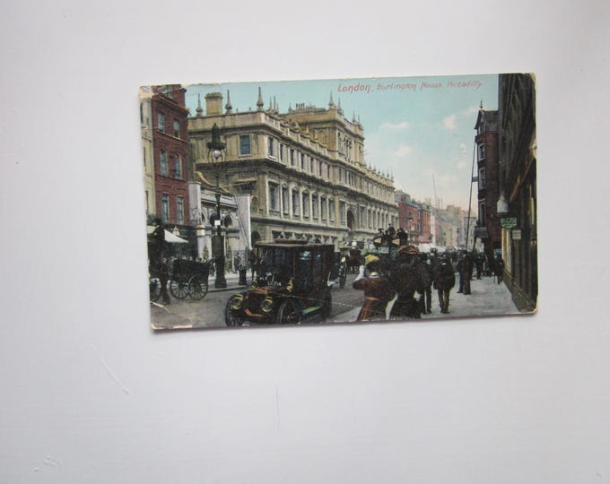 Postcard, London, Burlington House, Piccadilly, UK. REAL Photo Postcard (RPPC). Genuine, Used Postcard, Original.