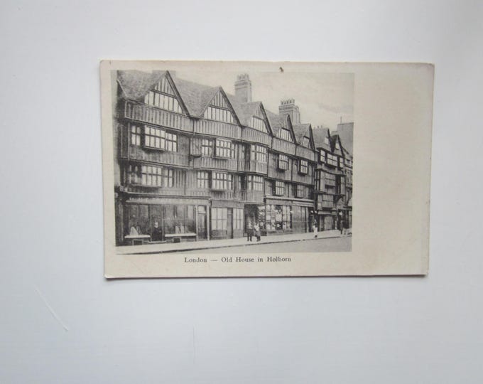 Postcard, London, Old House In Holborn, England, UK. Genuine, Unused Postcard, Original.