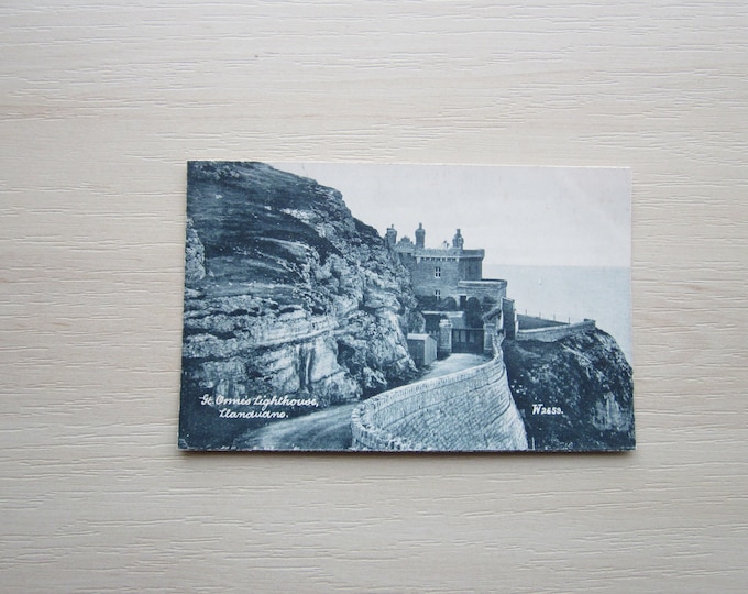 Vintage Printed Postcard, Gt. Orme's Lighthouse, Llandudno, Wales, UK. Genuine, Original, Used. Ideal Gift For Loved One.