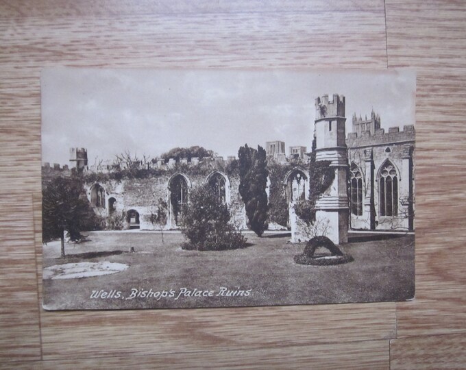 Postcard, Wells, Bishops Palace Ruins, England, UK. Genuine Original Postcard. Frith's. Ideal Christmas Gift Fathers Day Birthday Present