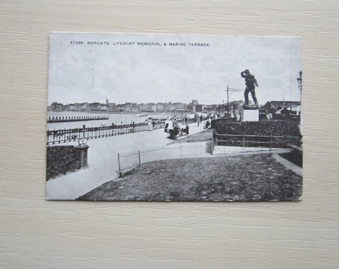 Vintage 1920s Printed Postcard, Lifeboat Memorial & Marine Terrace, Margate, Kent, UK. Genuine, Original, Used. Ideal Gift For Loved One