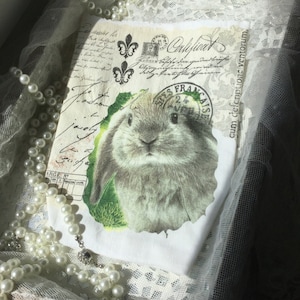 Lantern Light Bag Beige White Bunny Easter Vintage Style Linen Rabbit Eastern Green
