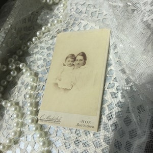 アンティーク写真*CDV*母と子*1890*バッド・スティーベン*デコ*ヴィンテージ*みすぼらしい*クールドゥカシェル19世紀*エドワード朝様式*上質な女性*CDV写真 母の日