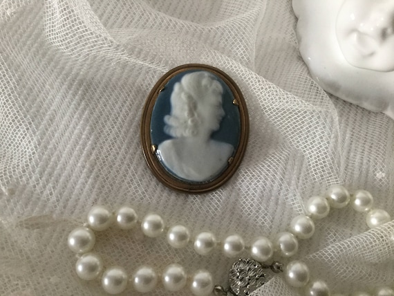 Antique Art Deco Ceramic Brooch LIMOGES Camee Broo