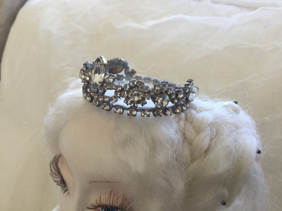 Antique very small rhinestone crown tiara tiara d… - image 4