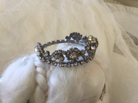 Antique very small rhinestone crown tiara tiara d… - image 5