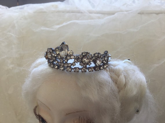 Antique very small rhinestone crown tiara tiara d… - image 7