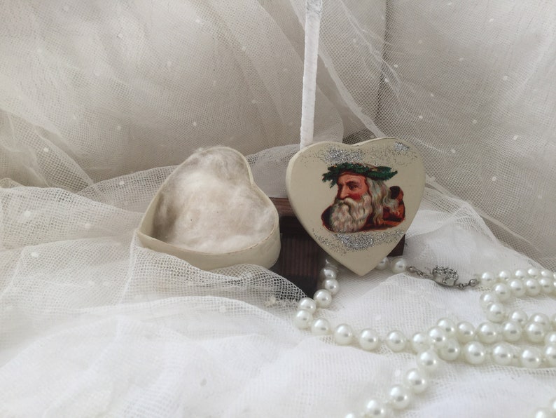 Antique very small tree ornament feather tree wooden box glimmer miniature tinsel wire Oblaten feather tree ornament antik**Christmas 1900** Rarity