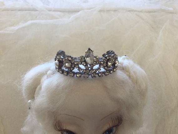 Antique very small rhinestone crown tiara tiara d… - image 2