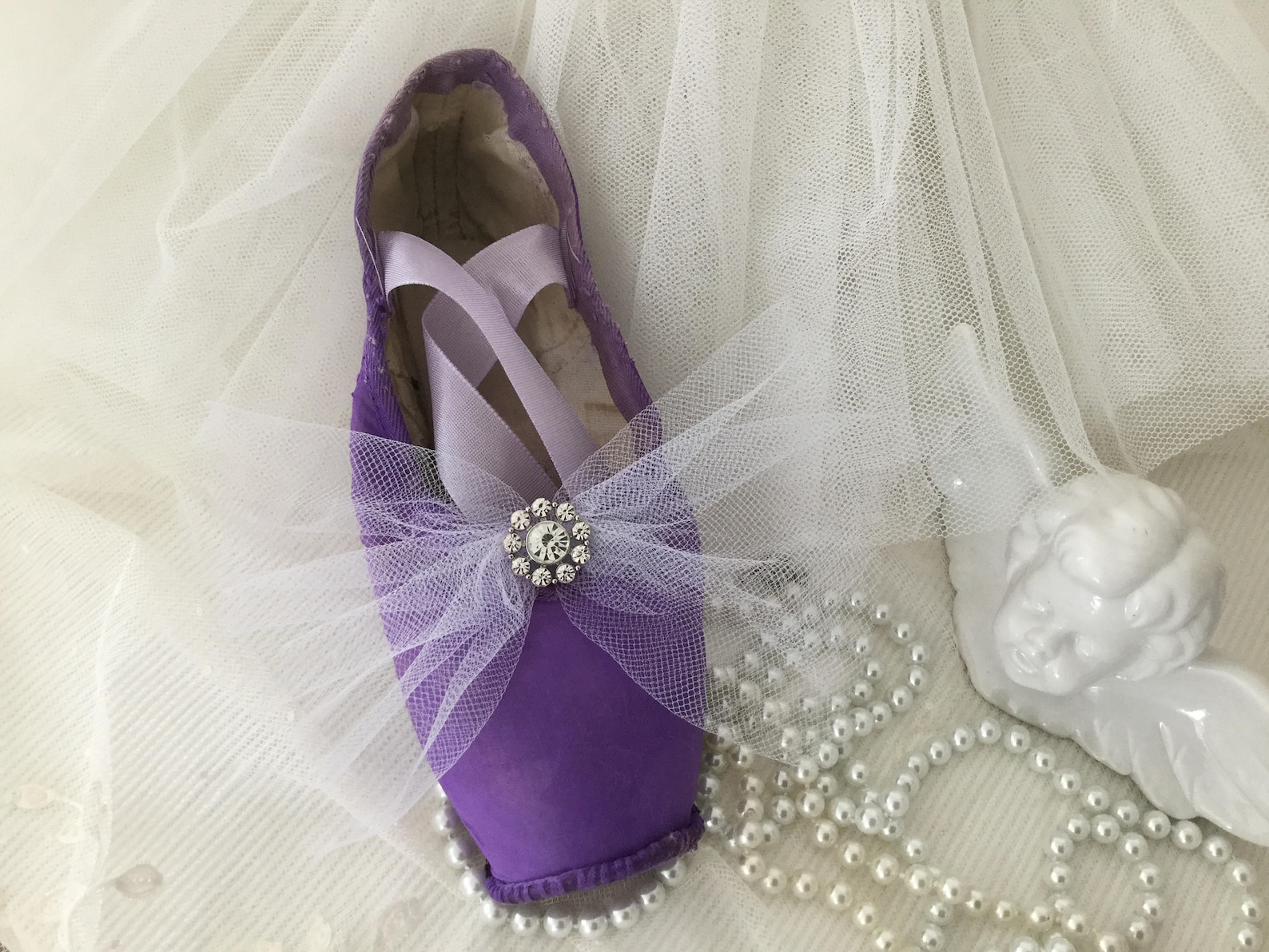 vintage ballet shoe lace shoe brocante rhinestones tulle edwardian style viktorian style coeursdecaschel