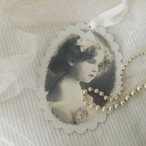 Anhänger*Blech*Kinderportrait*Dekoration*Möbeldeko*Ostern Landhausstil*Vintage*Nostalgie*Vintagemotiv*Fensterdeko*Möbeldeko*Grußkarte