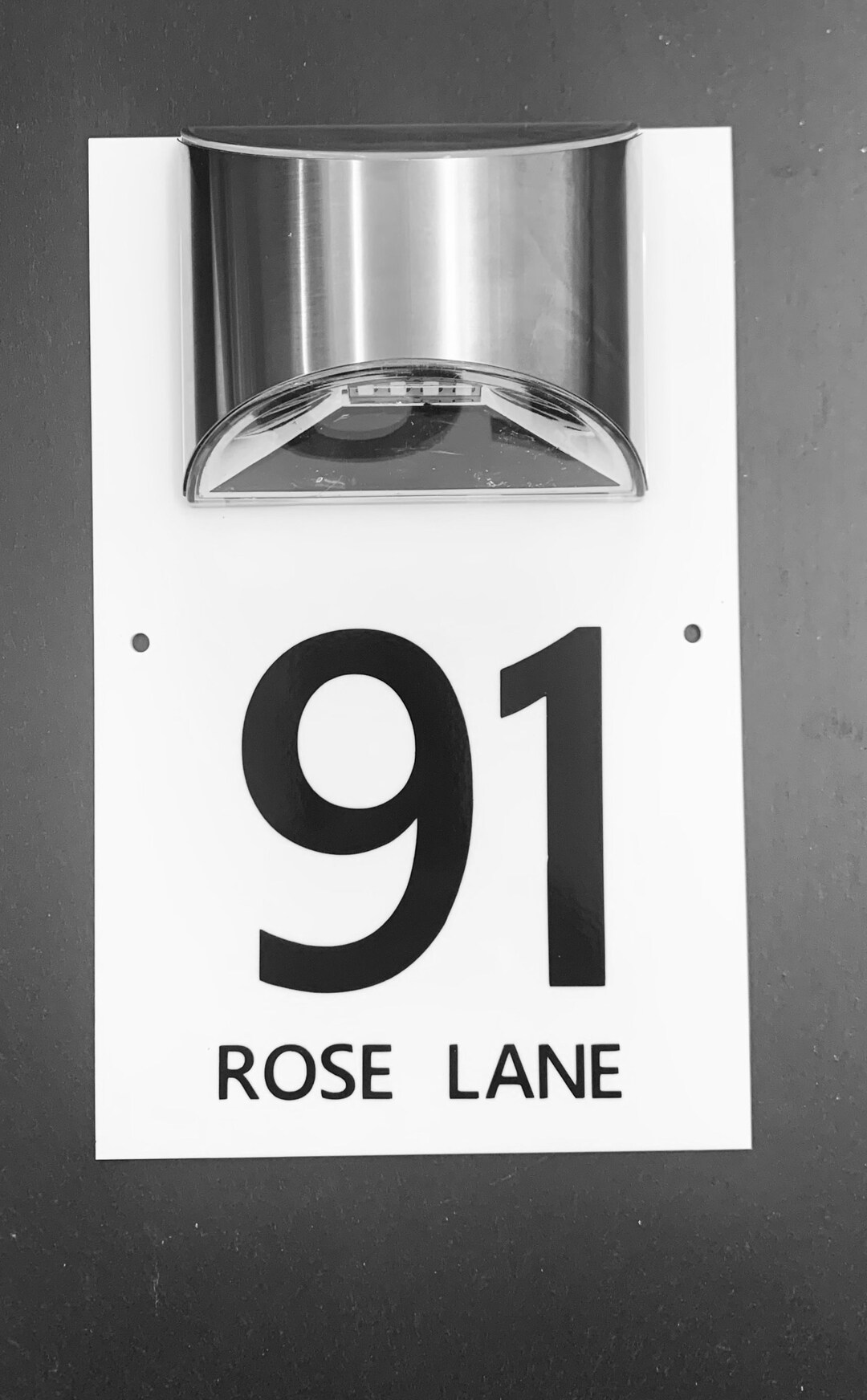 Targa Indirizzo Illuminata A Energia Solare - Personalizzabile LED Per Esterni, Design Moderno 3D