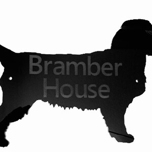 Basset Fauve de Bretagne Puerta de perro grande Nombre de la casa Signo Placa en negro
