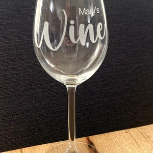 Personalised Stemmed Wine Glass Gift Engraved With A Name and Wine