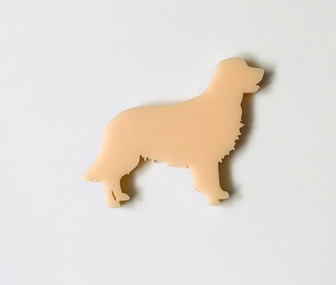 Alba Laser Products Flat Coated Labrador Retriever Dog Brooch Pin, Black Acrylic