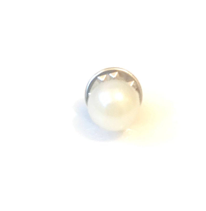 Faux Pearl Round Modesty Pin Badge Brooch Button 10mm image 1