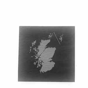 Posavasos de pizarra con mapa de Escocia grabados a láser. Posavasos de pizarra Linea. Regalo.