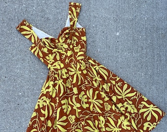 Vintage 1940s Hawaiian Dress "The Kahala" Pin Up Sweetheart Neckline