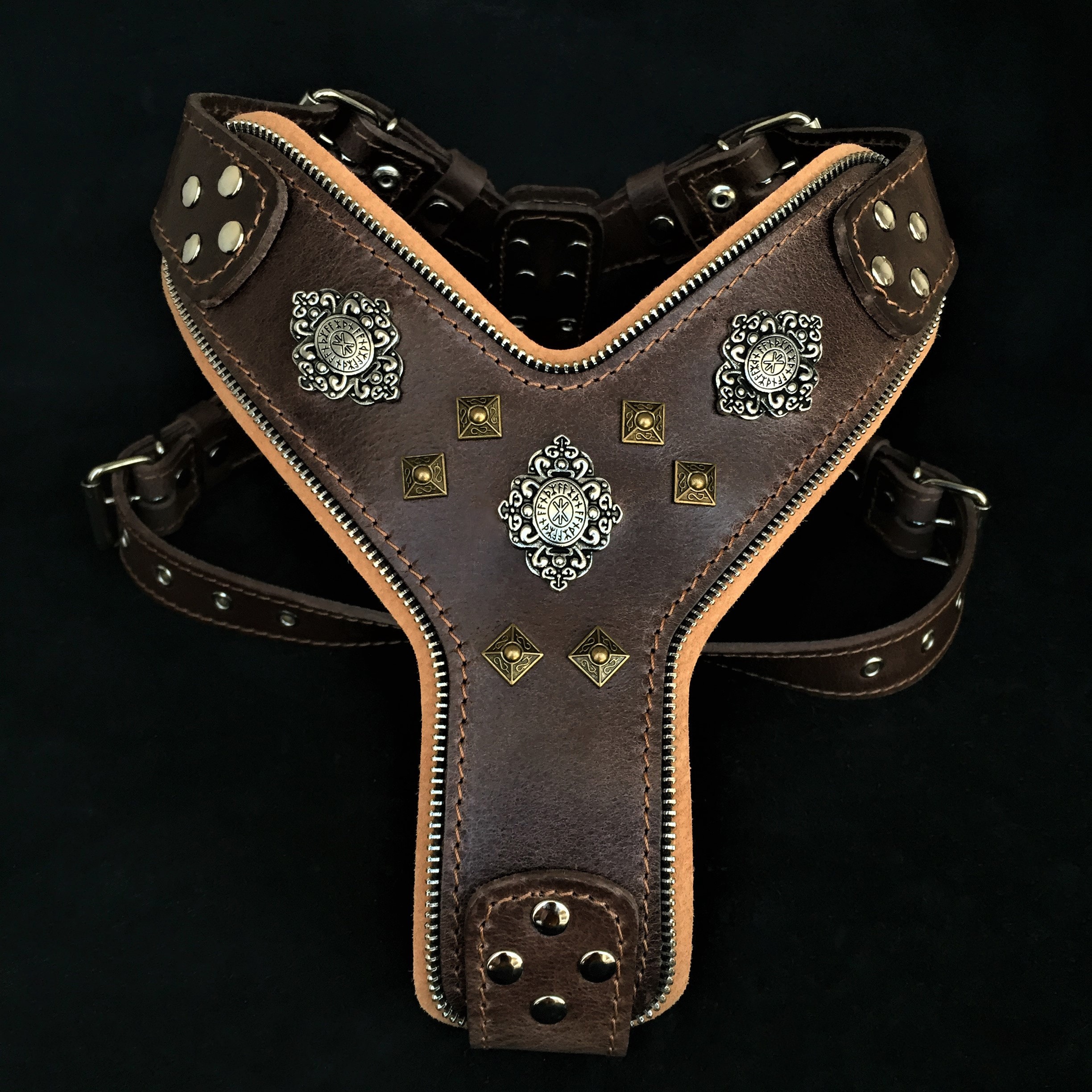 Bestia genuine leather chest plate harnesses for large dog breeds