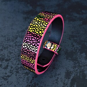 Bestia &quot;Moby&quot; Pink Designer Cat Collar.  Genuine leather. Unique design.Handmade quality!