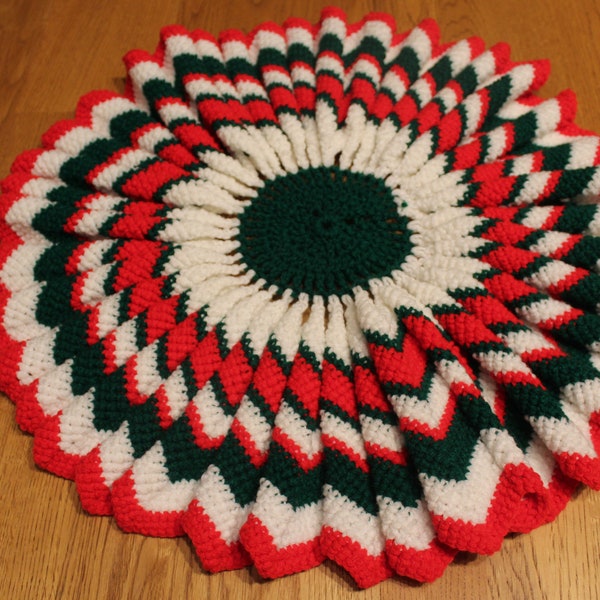 Vintage Crocheted Hand Knit Handmade Christmas Tree Skirt Red White Green 21" Table Topper Crochet Granny Round Decoration Decor MCM 70's