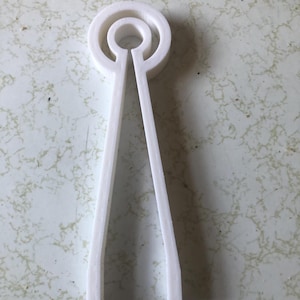 Heat Safe PLA Tongs – Grab Toast, No Burns, Non-Conductive Plastic. Set of 5