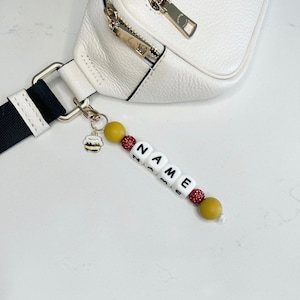 Winnie the Pooh Inspired Keychain - Disney Inspired Keychain - Disney Inspired Luggage Tag - Personalized Keychain - Name keychain