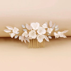 Ivory Flower Bridal Comb- Beach Wedding Floral Hair Comb, wedding hair accessories, bridesmaids hair comb