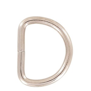 May include: Silver-toned metal D-ring hardware.