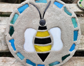 Bumble bee Stepping Stone, 14", Solid Concrete, Stained Glass Inlay, Fun and Functional!  Hand Made In My Garage!