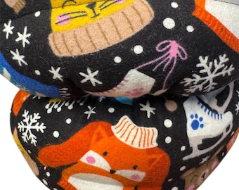 Winter Snuggle Design Puffy Soakers Soft Skate Guards