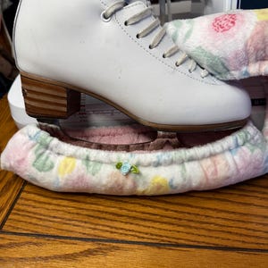 Flower Super Sofy and Minky Soakers skate blade guards protectors