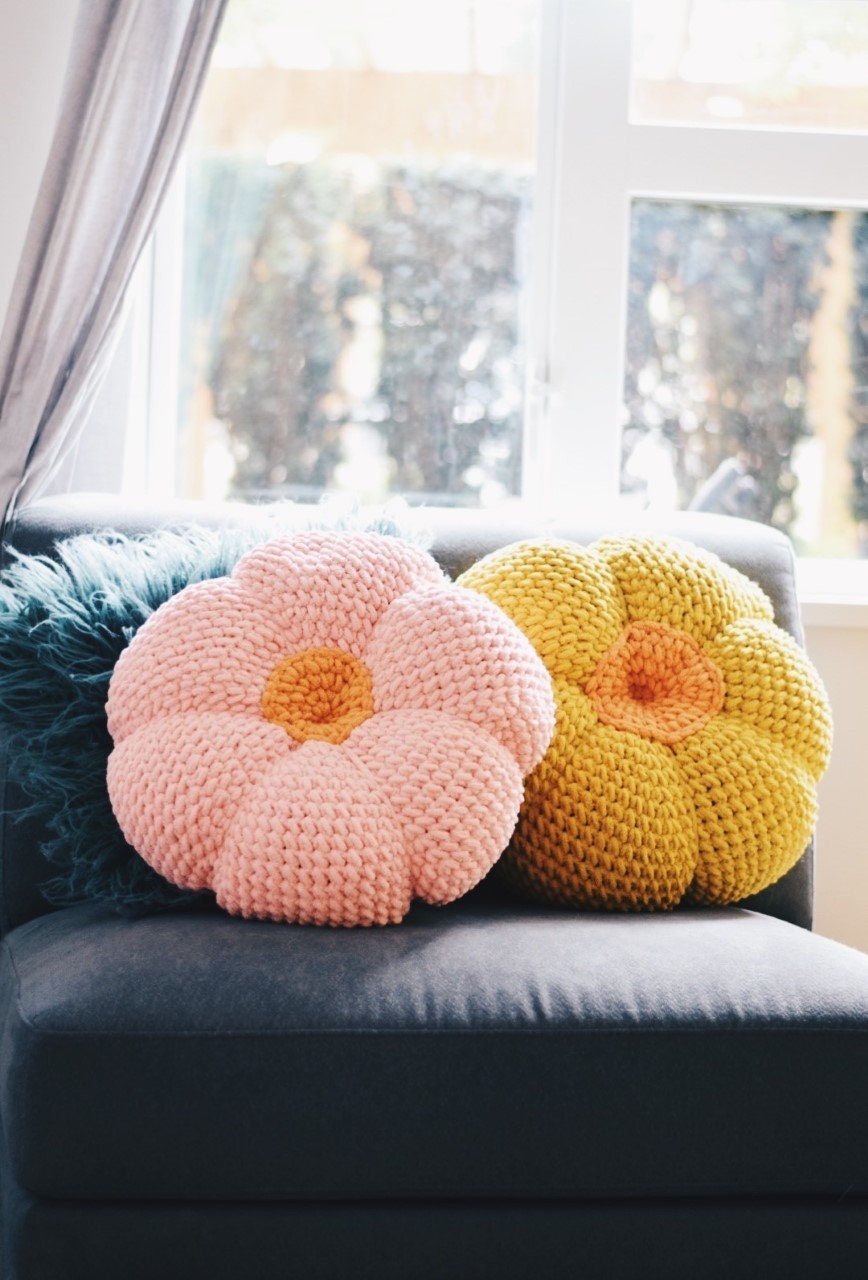 Coussin prénom au crochet fait main : décoration bohème pour chambre d'enfant - France