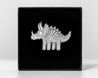 The Triceratops Glow - pin Badge