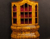 Dutch showcase in walnut, burl walnut and maple wood