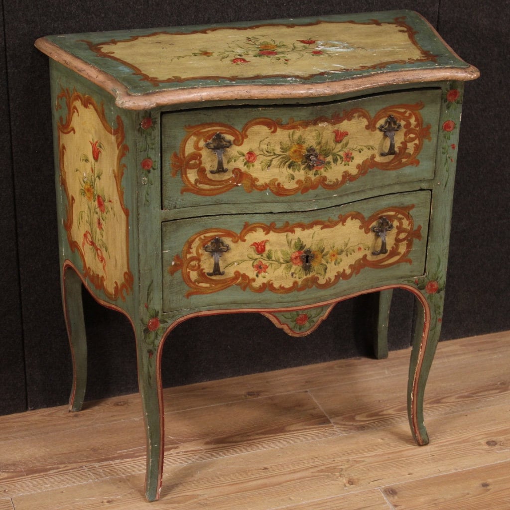 Wood and lacquer sale dresser