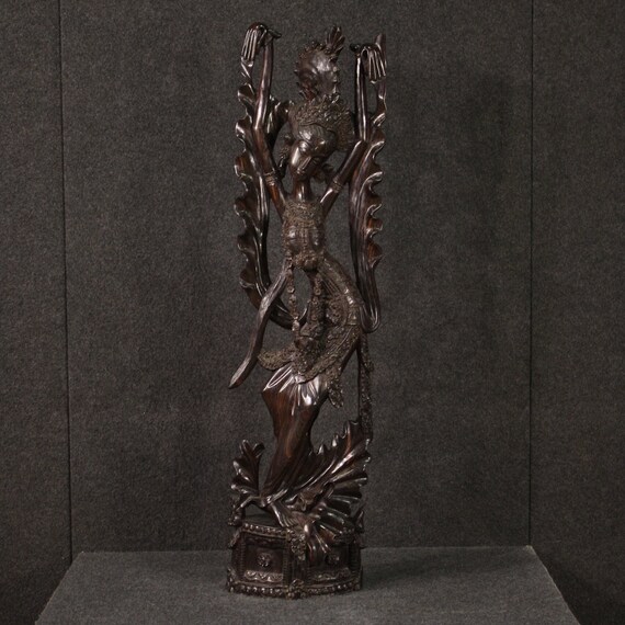 Indonesian sculpture Oriental statue in carved wood art collection 20th century