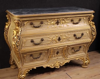 Cómoda italiana, mueble tipo cómoda, madera lacada en oro, tapa de mármol 900