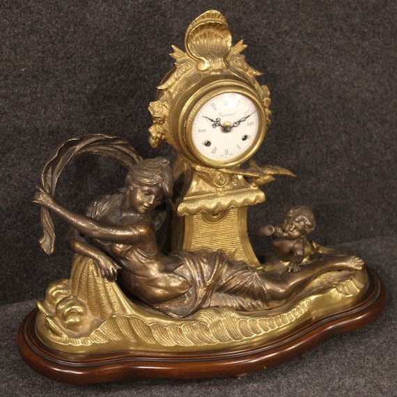Table clock furniture object antique style in gilt bronze living room French