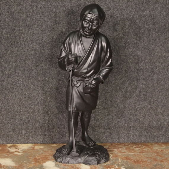 Oriental bronze statue sculpture Japanese peasant collection 20th century