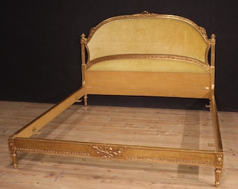 Lit double de style Louis XVI meubles en bois doré du 20ème siècle