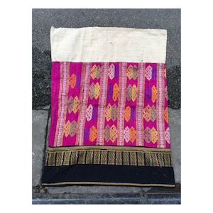 Vintage tribal white Thai handwoven Tubeskirt in Nghe An province, bordering between Lao and Vietnam
