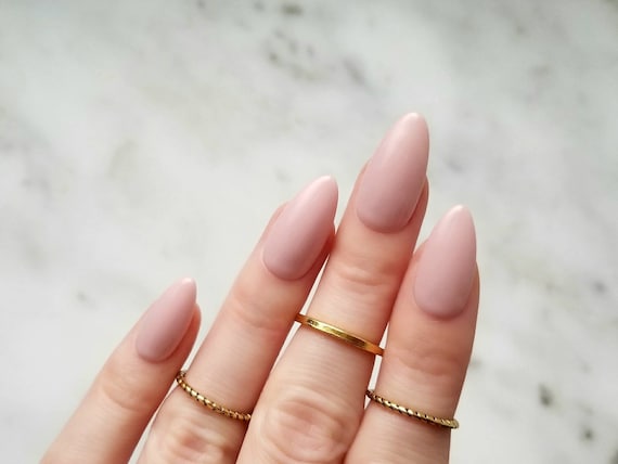 Oval Nails