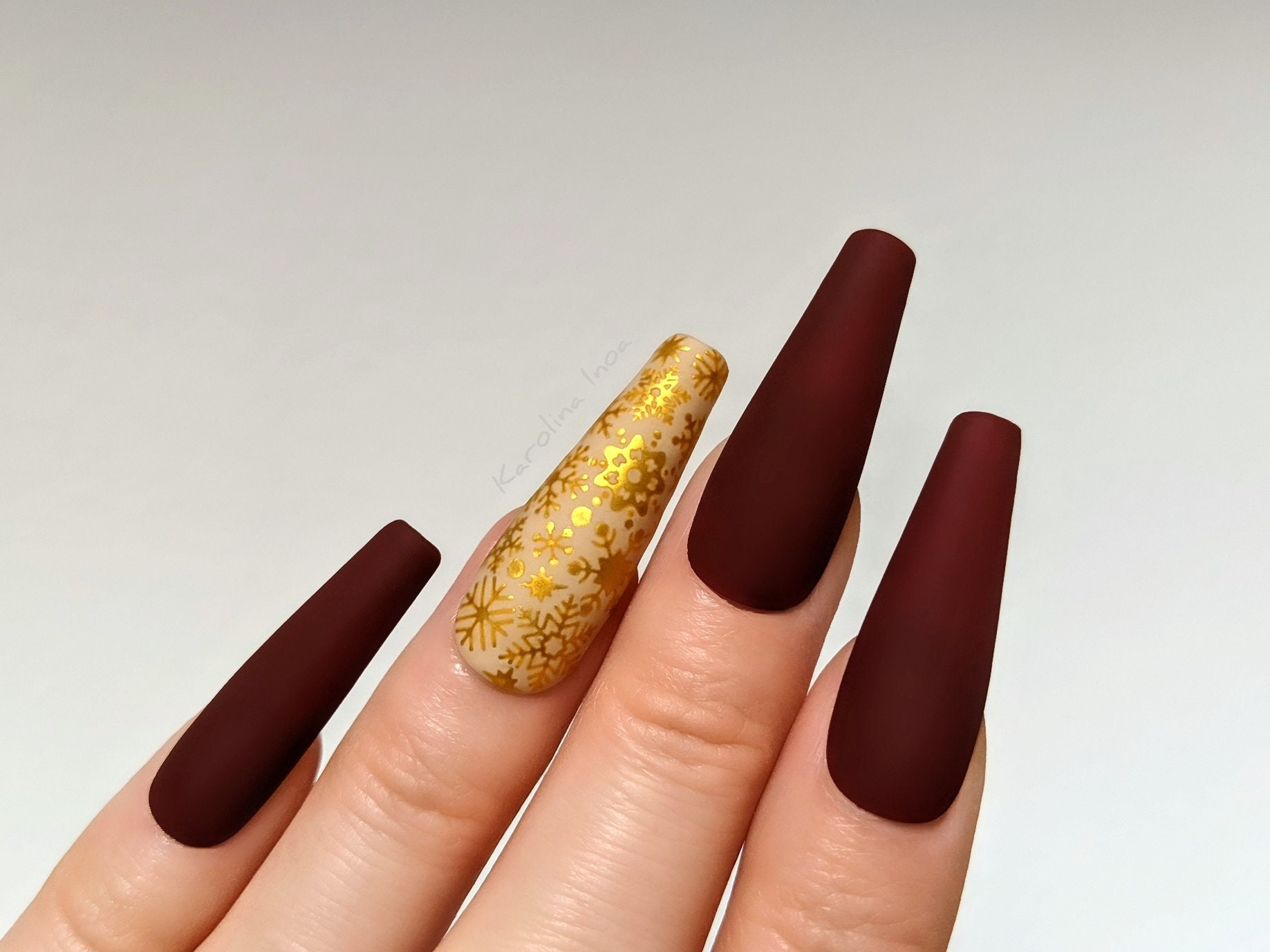 Matte Burgundy Winter Christmas Press-on Nails With Gold - Etsy
